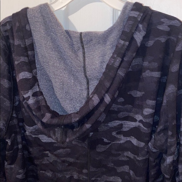 Grey & Black XXL Zip Up Hoodie - Picture 4 of 4